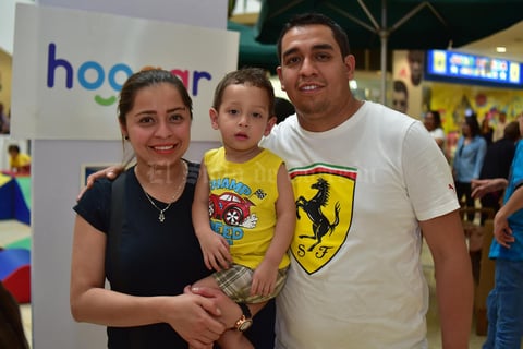 26032018 Cynthia, Lázaro y Santiago.