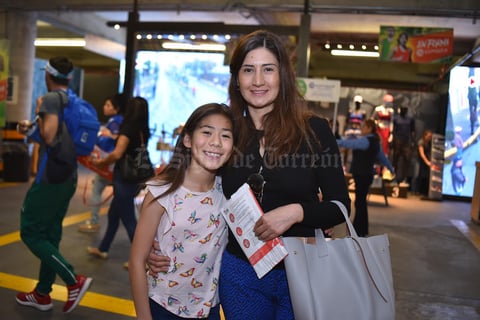 26032018 FELICES.  Regina y Laura.
