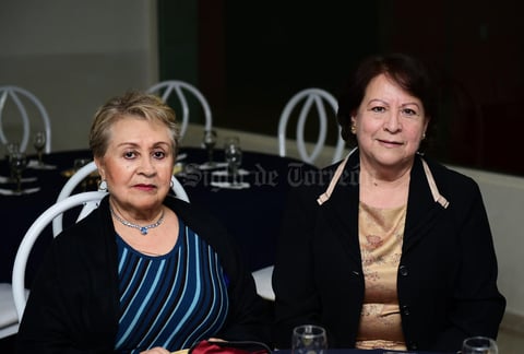 27032018 EN FESTEJO.  Víctor, Graciela y Gustavo.