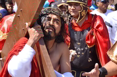 Viven la pasión en el Cerro de las Noas