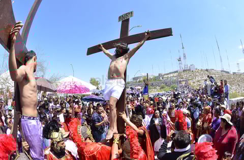 Viven la pasión en el Cerro de las Noas