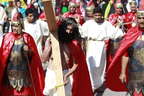La organización de las distintas representaciones trataron de poner atención en todos los detalles, con la finalidad de tener un Viacrucis realista e inspirador.