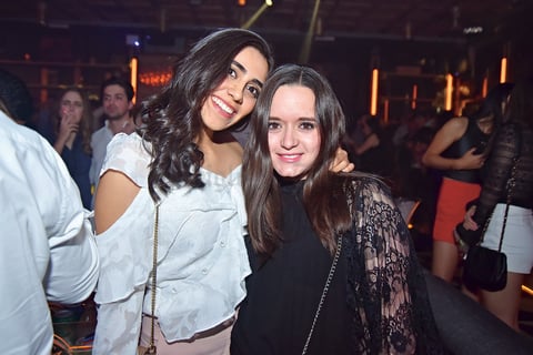 31032018 DIVERTIDA NOCHE.  Salma y Bárbara.