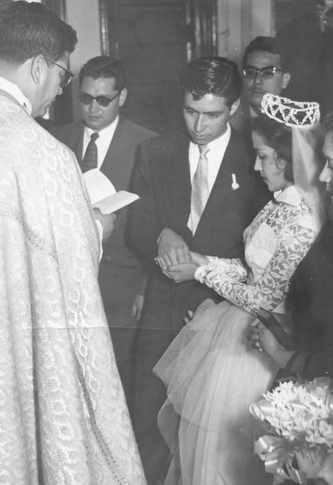 01042018 Óscar Rimada y Armandina Salazar el 26 de febrero de
1954.