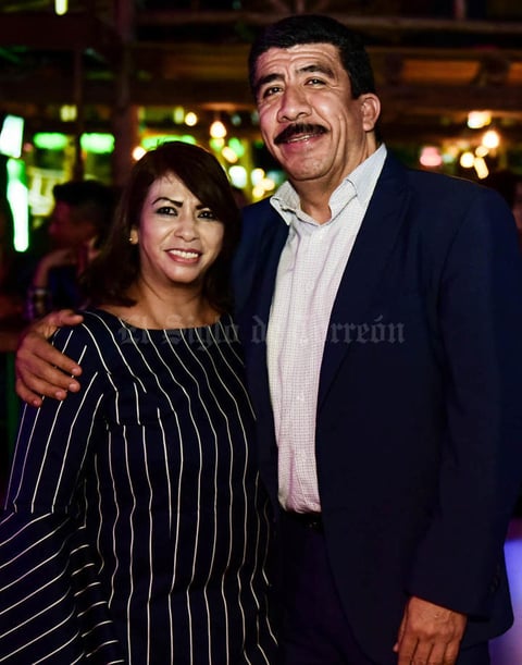 01042018 Juanny y su esposo, Alejandro.