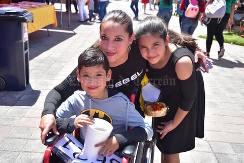 03042018 Adriana, Ángel Tadeo y Alexa.