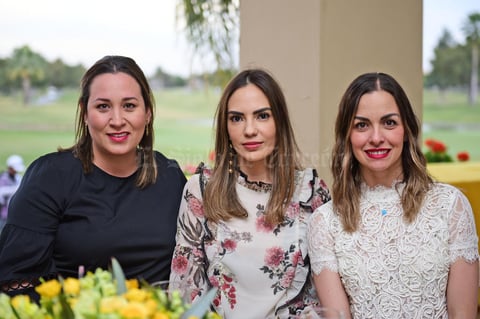 06042018 Chelito, Priscila y Martha.