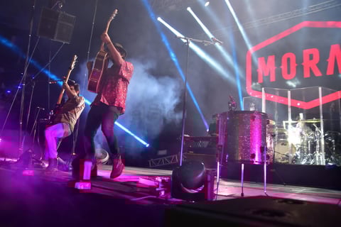 Miles de laguneros se “atrevieron” a verla y cómo no si es la banda del momento.