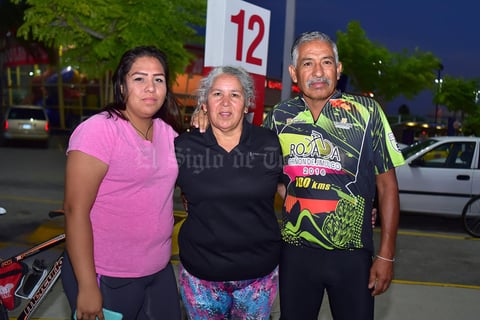 09042018 Fernanda, Ricarda y Bernardo.