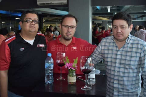 11042018 Noel, Alberto y Manolo.