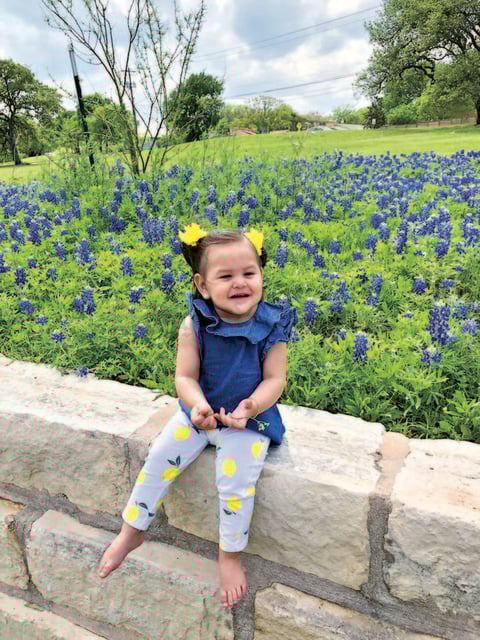 11042018 LINDA POSTAL.  Valentina.
