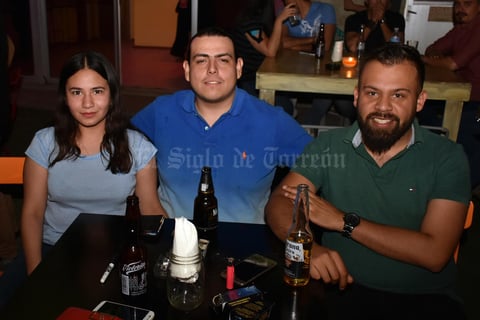16042018 Alejandra, Óscar y Alejandro.