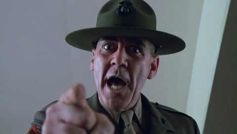 R. Lee Ermey, un ex infante de marina que se hizo una carrera en Hollywood interpretando a militares duros como el sargento de artillería Hartman en la película de Stanley Kubrick "Full Metal Jacket", falleció.