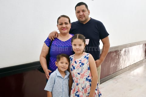 17042018 Claudia, Ricardo y Manuel.