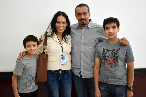 17042018 Andrés, Anie, Jairo y Sebastián.