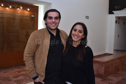 18042018 EN EL TEATRO.  Fabián y Laura.