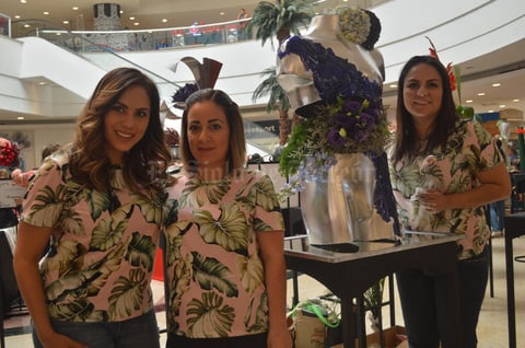 19042018 Estefanía, Fernanda y Blanca.