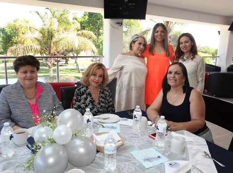 Baby shower en honor de Anahí Lara de Soto