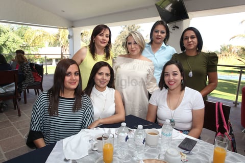 Baby shower en honor de Anahí Lara de Soto