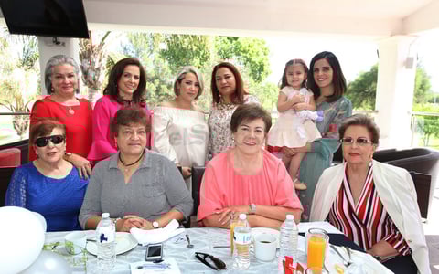 Baby shower en honor de Anahí Lara de Soto