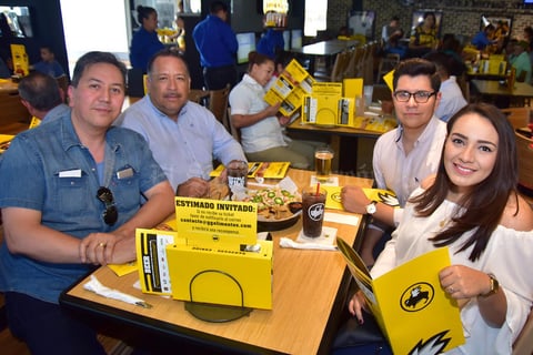 23042018 Mario, Juan, Laura y Carlos.