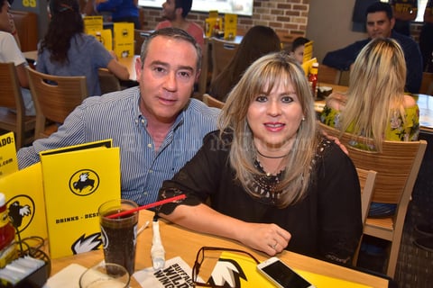 23042018 Jaime y Carolina.