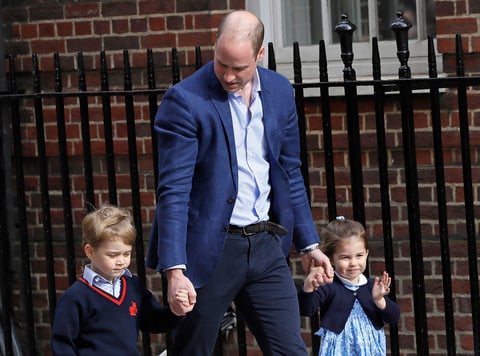 El 22 de julio de 2013 nacía su primogénito, el príncipe Jorge, mientras que su segundo hijo, la princesa Carlota, lo hizo el 2 de mayo de 2015.