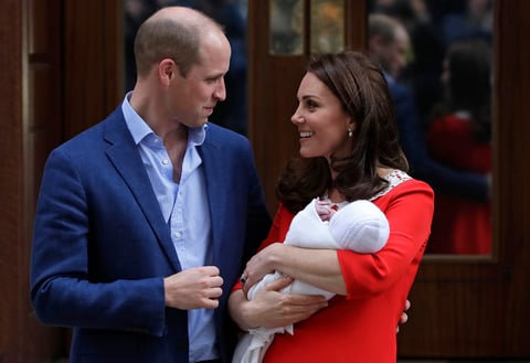 El niño nació en el mismo hospital que sus hermanos, el príncipe Jorge, de cuatro años, y la princesa Carlota, de dos.