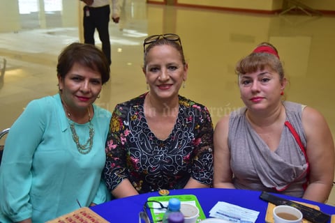 24042018 Laura, Graciela, Edna y Adriana.