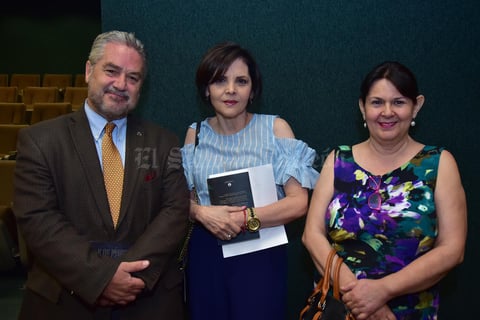 24042018 Fernando, Marcela y Gabriela.