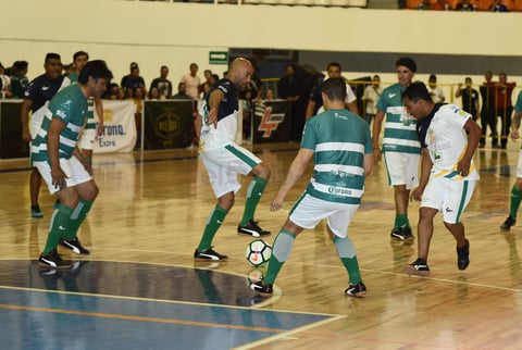 Excompañeros volvieron a coincidir en el partido benéfico de 'Guerreros Legendarios'.