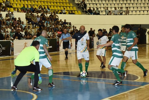 La calidad de Joahan se pudo ver en la duela en el partido de 'Guerreros Legendarios'.