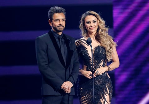 Eugenio Derbez y Aracely Arámbula se quedaron sin audio al presentar su premio.