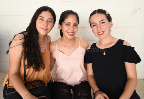 27042018 Beto, María René y Roberta.