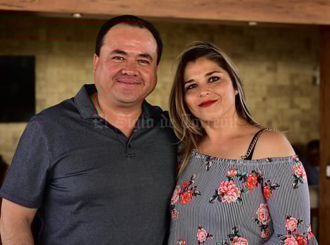 27042018 Nino y Soraya.