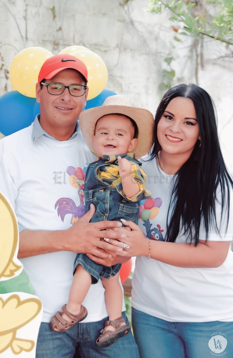 29042018 Allie Colunga y la pequeña Bárbara en sesión de fotos para Flavio Becerra.