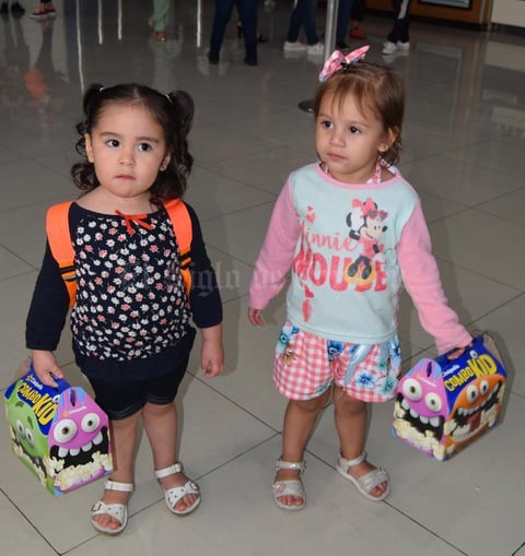 30042018 María José y Luciana.