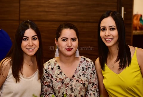 Gaby  Laura y Ana