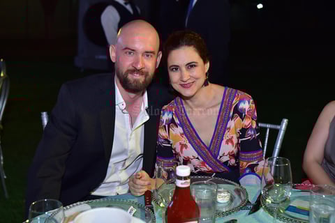 Alejandro y Alejandra