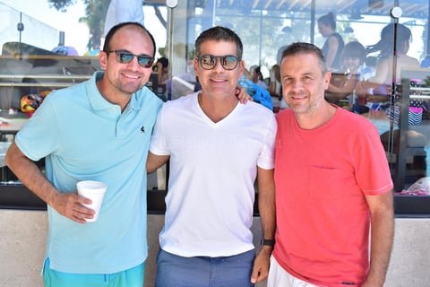 Arturo  angel y Ricardo