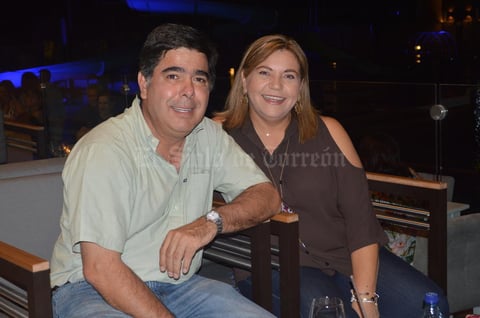 08052018 MUY CONTENTOS.  Roberto y Geno.