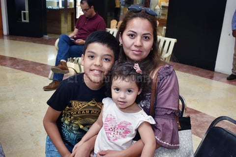 13052018 Adrián, Carmen y Constanza.