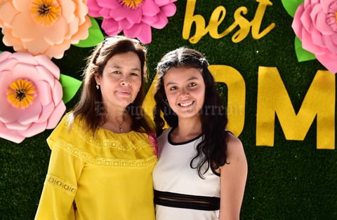 14052018 Elva Núñez con su hija, Pamela Rodríguez.