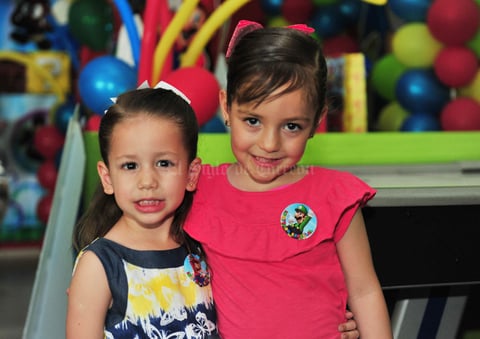 Barbara Murillo y Andrea Cepeda