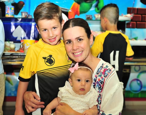 Jorge  Ana Sofia y Regina