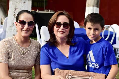 Alejandra Alvarez  Sofia Cuellar y Santiago Montes