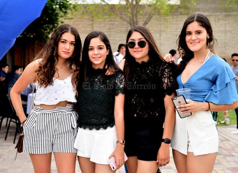 Mariana  Fernanda  Sofia y Daniela