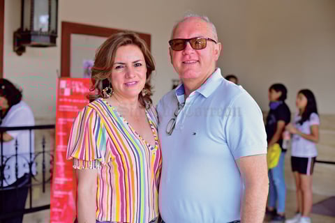 17052018 Tere y César.