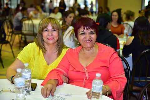 18052018 Mary y Dra. Landeros.