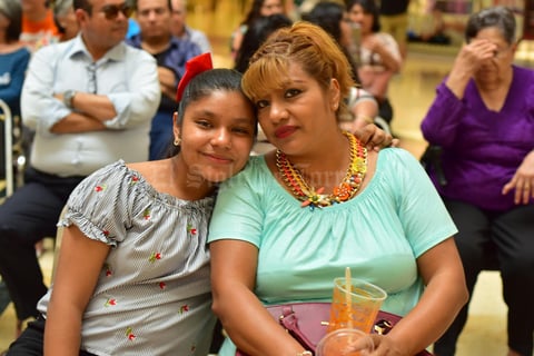 19052018 Elisa y Ana Paola.